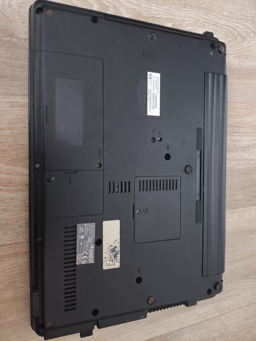 Продам ноутбук  HP compaq 610