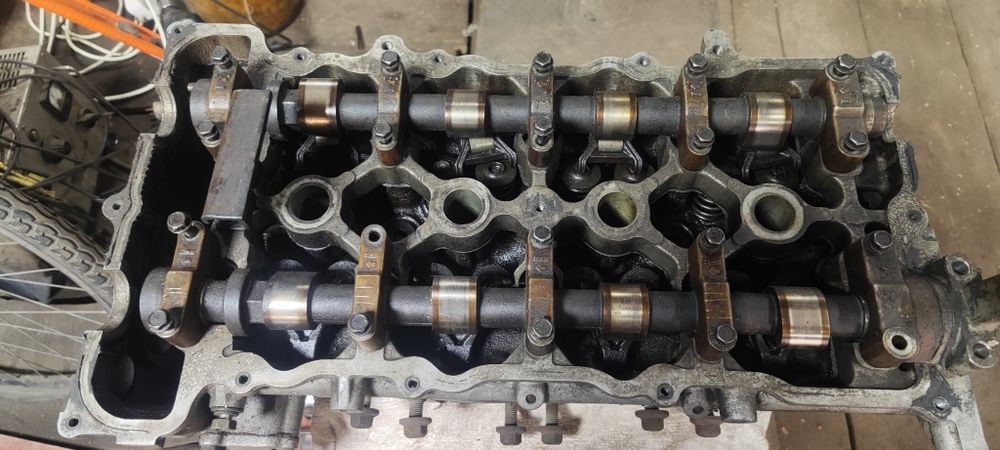 Запчасти на двигатель sr20