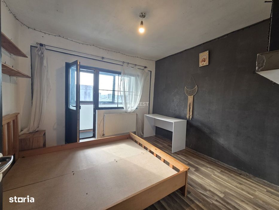 Apartament 4 camere-decomandat-Zimbru