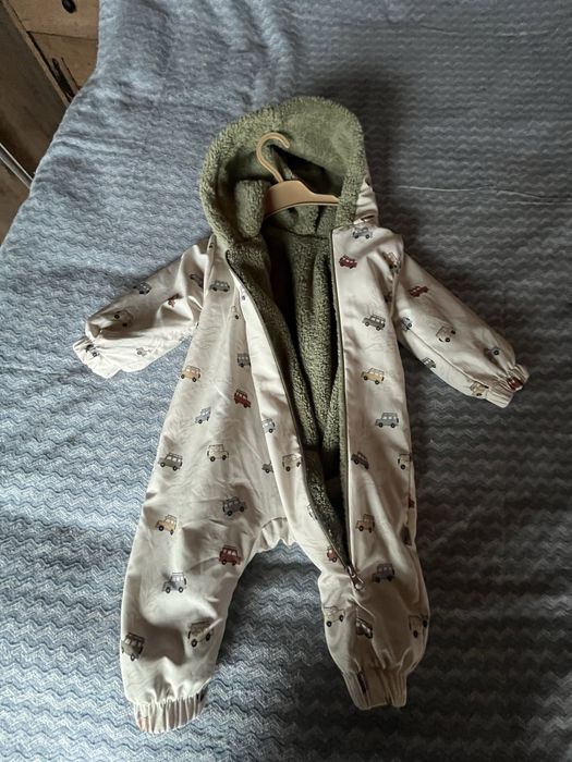 Бебешки космонавт с качулка .