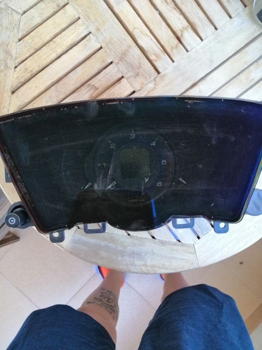 Продавам табло за Хонда Сивик 8 генерация