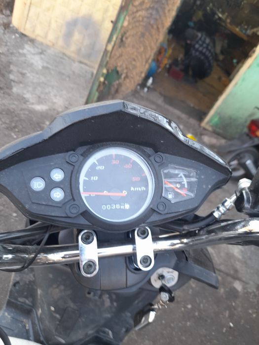 Мопед скутер 150 куб