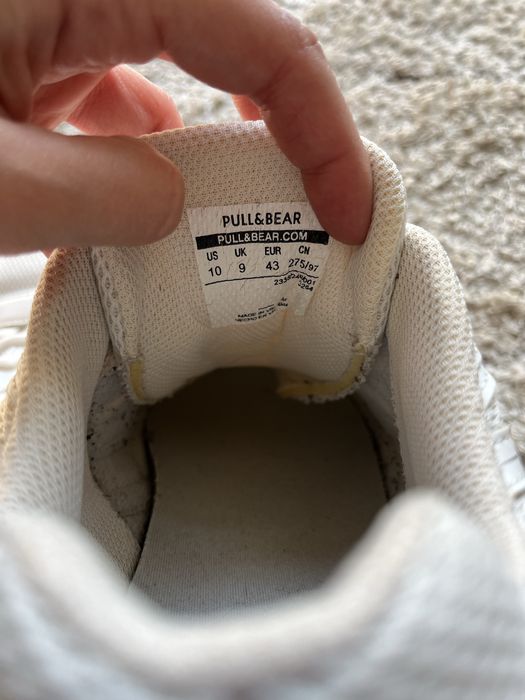 Adidasi Bershka