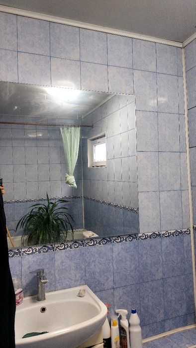 Продам зеркало без рамки