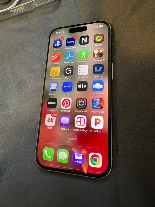 Vand Iphone 15 Pro 256 white impecabil,91% bateria