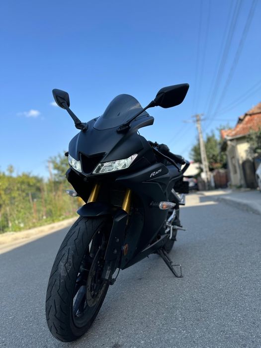 Yamaha yzf r125 2021 Matt black
