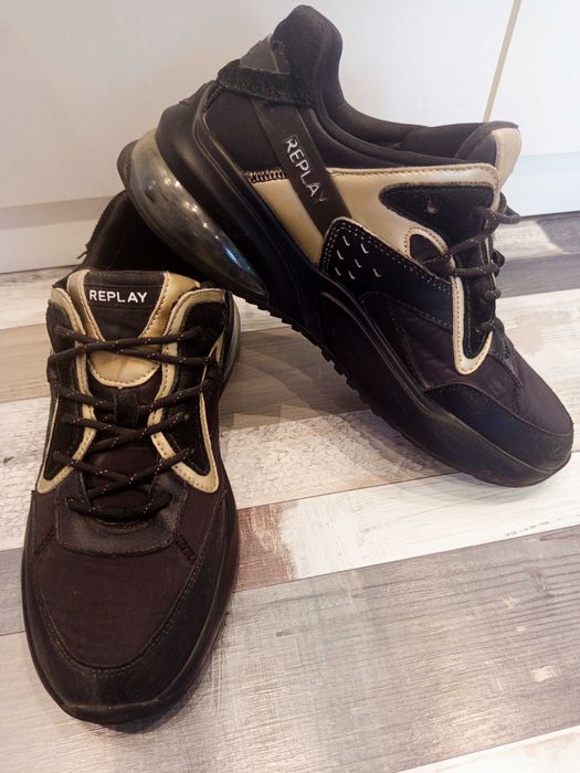 Pepe jeans и Replay - два чифта обувки