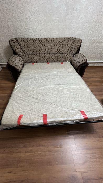 Продам диван б/у