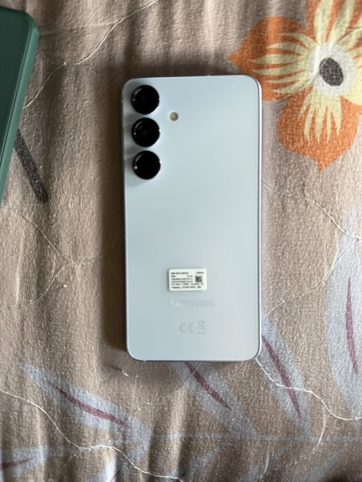 Телефон Samsung Galaxy S25 12/256
