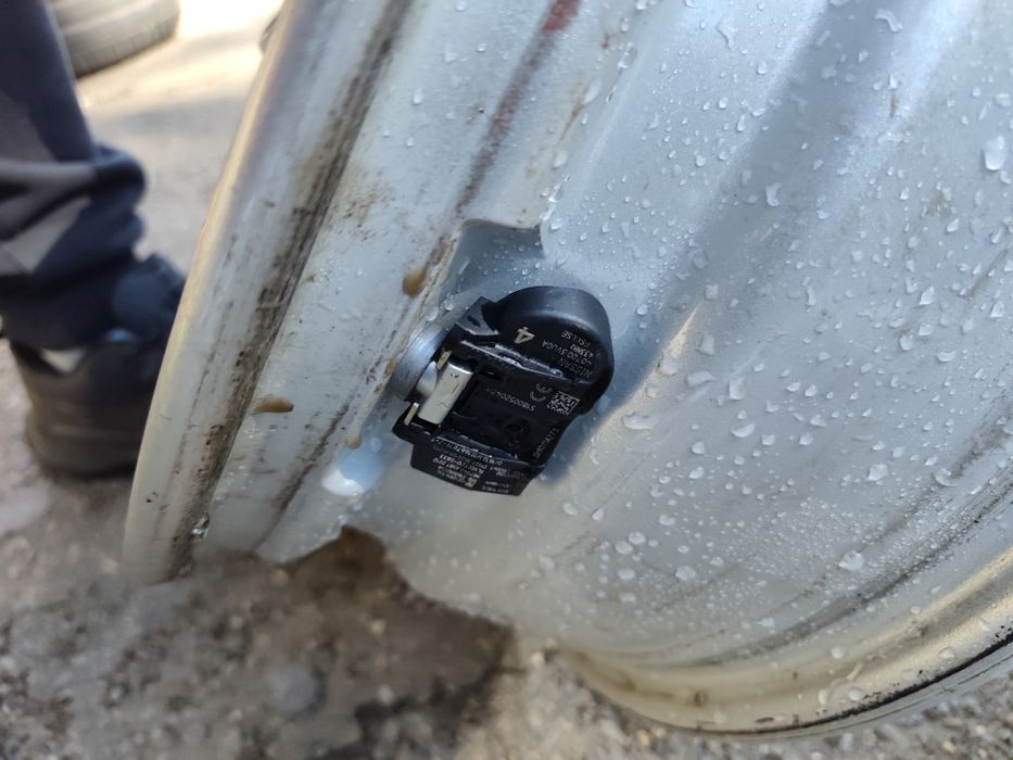 16" оригинални алуминиеви джанти за Nissan Qashqai,Leaf..