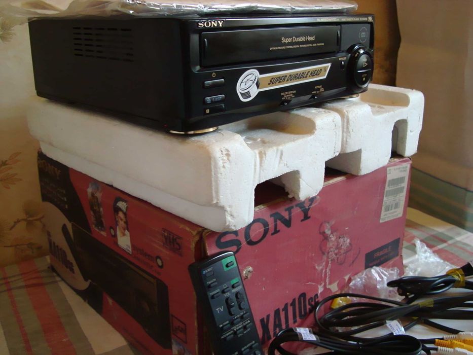 SONY SLV  XA - 110 SG . 1995 год. Видеоплеер Полн. Комплект.