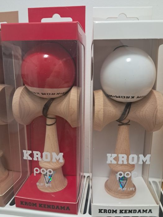 Kendama KROM POP noi, diferite culori