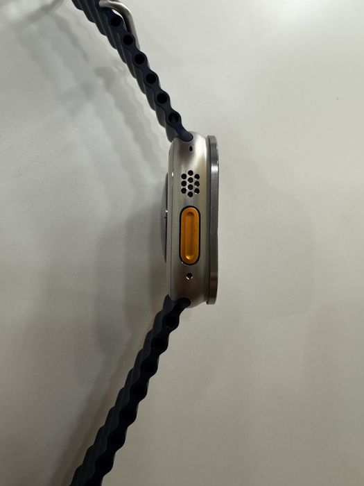 Apple watch ultra 2 - 49 mm Titanium