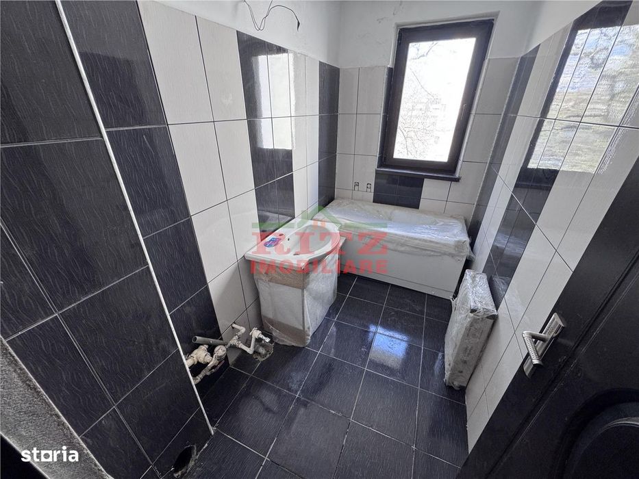 Nou! Ap. 4 cam. S=73 mp, et. 3, zona Zahana!