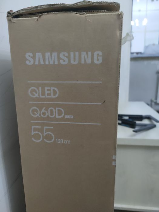 Телевизор Samsung QLED б/у в отличном состоянии