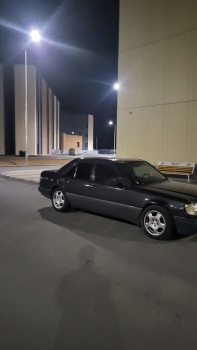 Mercedes Benz w124 E300