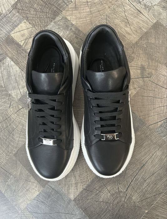 Philip plane godzila