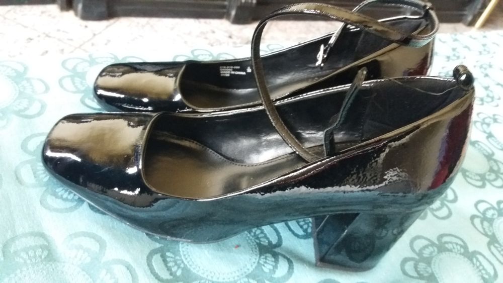 Нови 37н на стабилен ток- лачени дамски обувки