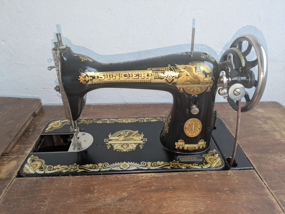 Mașina de cusut Singer (fără masă)