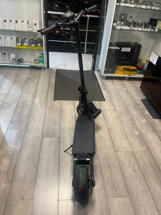 NDP Amanet NON-STOP Bld.Iuliu Maniu 69   Trotineta electrica Kugoo G2Pro (59911)