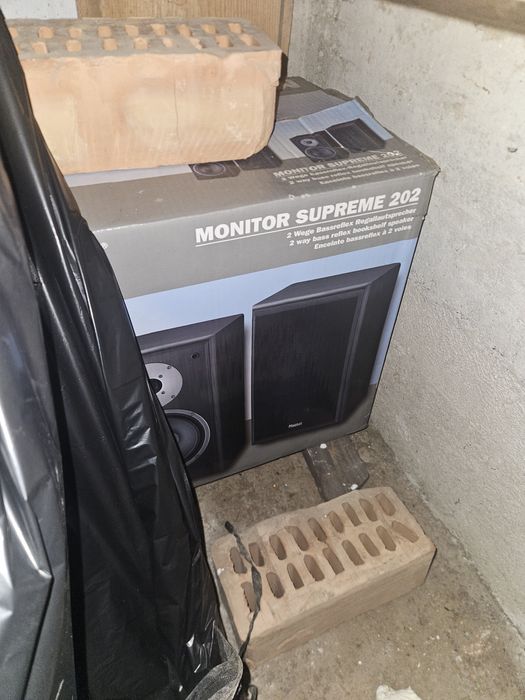 Boxe vintage hi fi  DALI  7A, Magnat supreme 202 SCHIMB