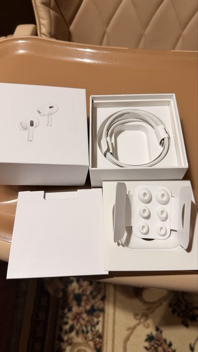В продаже Airpods Pro