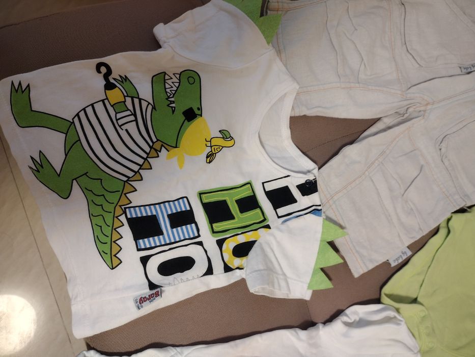 Лот бебешки дрешки