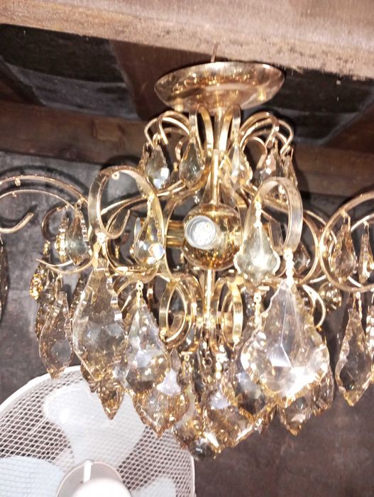 Люстра из горного хрусталя