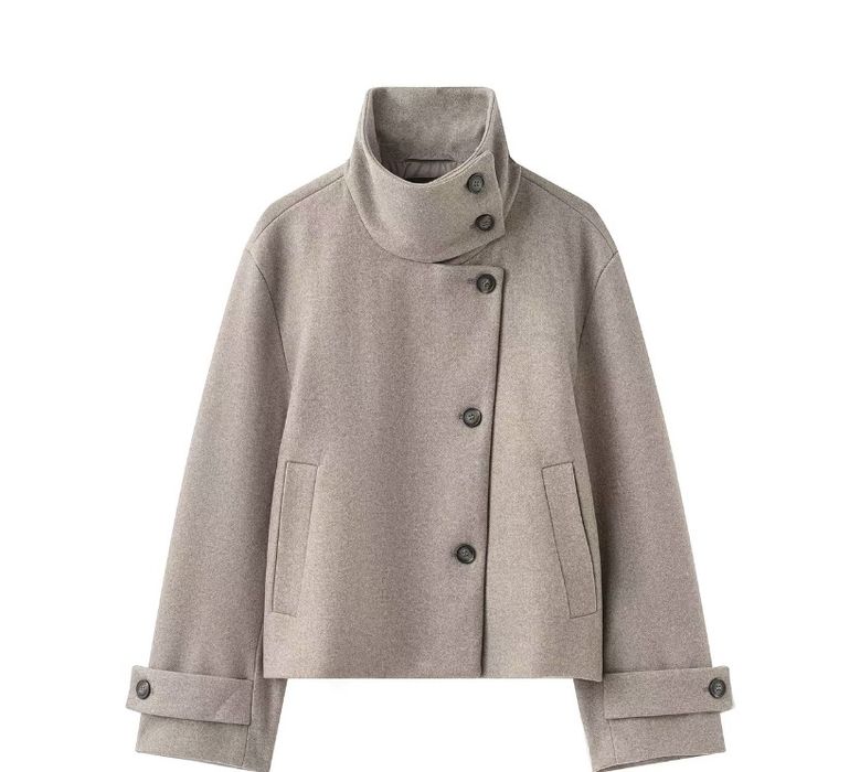 Укороченное пальто