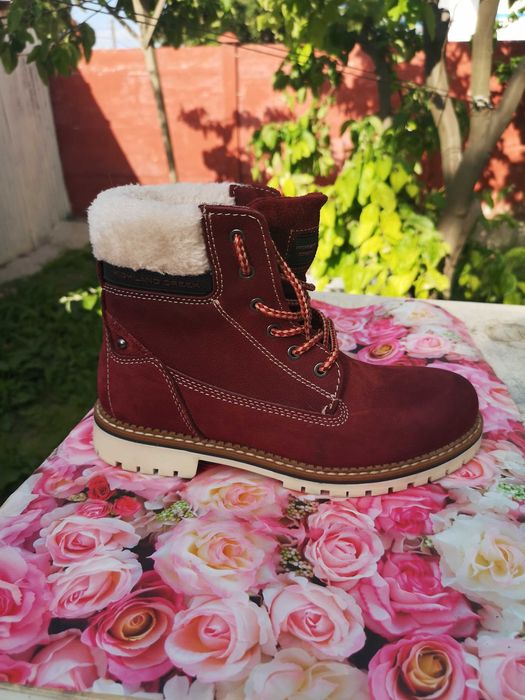 Ghete dama Highland creek de iarna,39,piele intoarsa,