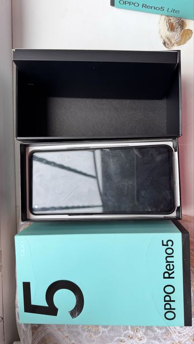 Продам сотку,OPPO Reno 5
