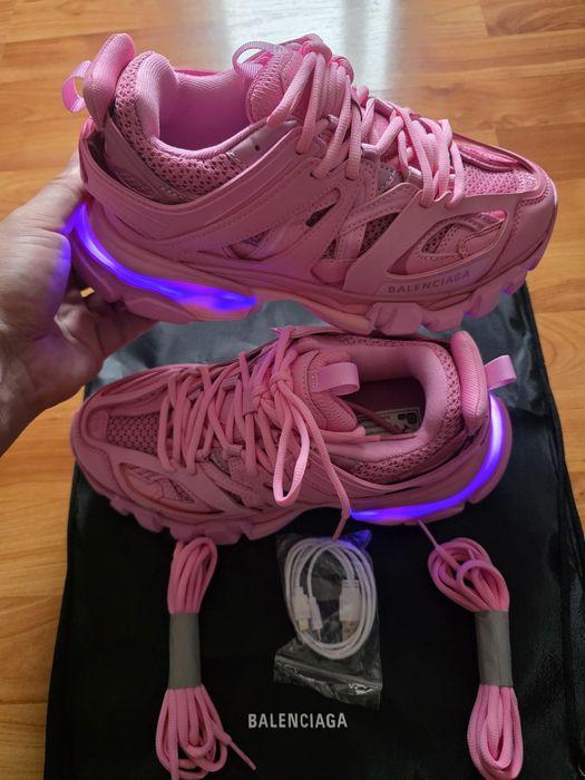 Adidași Balenciaga Track cu lumini