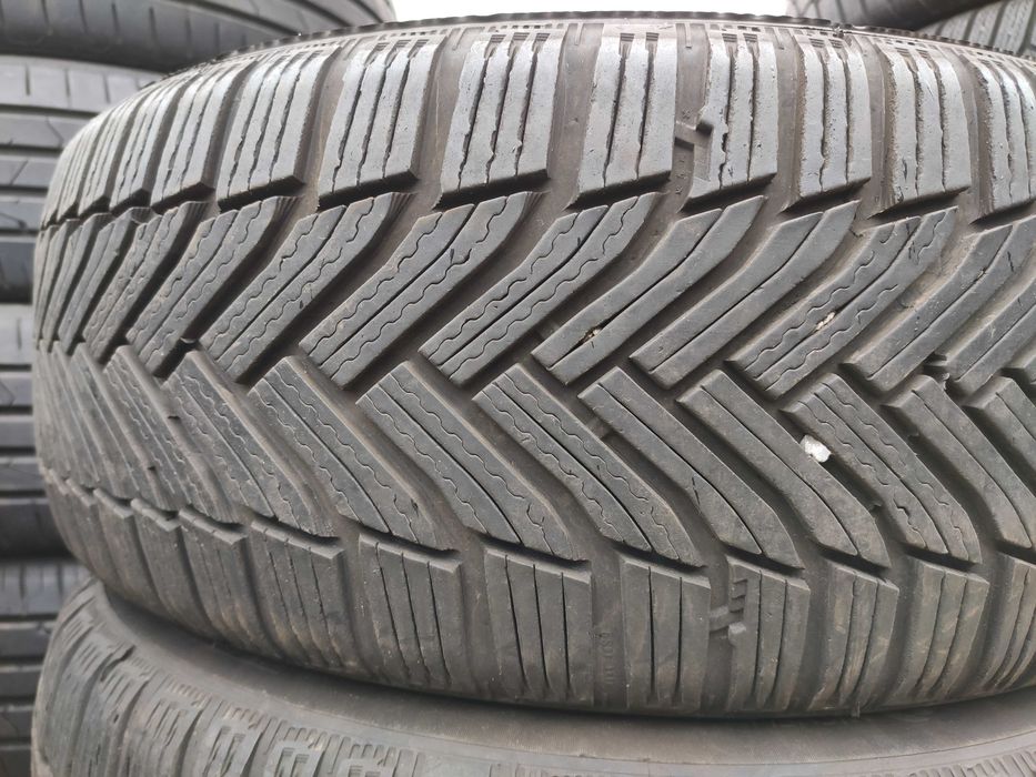 4бр Зимни гуми 215 55 16 - Michelin -