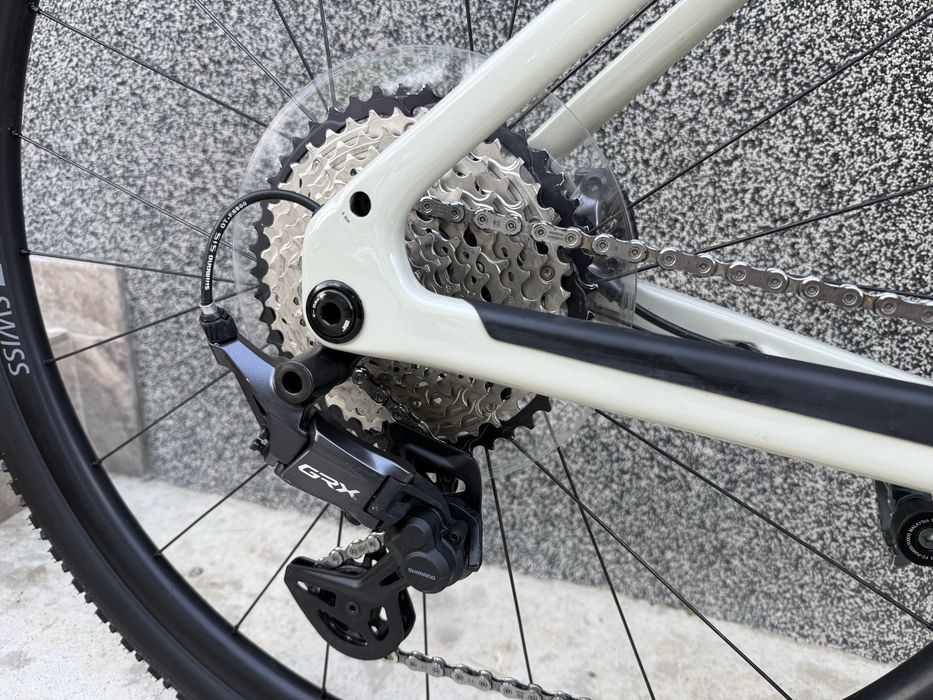 Canyon Grizl CF 7 карбонов гравел Shimano GRX 1x12 DT Swiss 28”