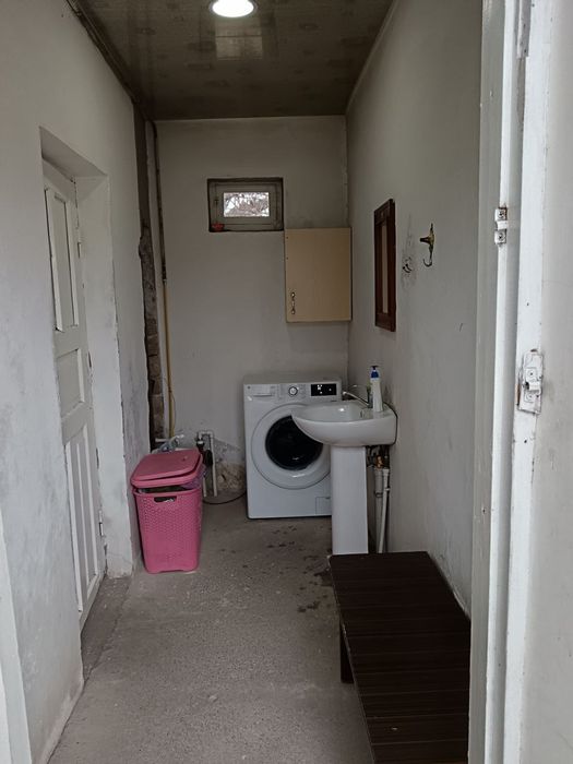 Срочно ховли сотилади узимизники