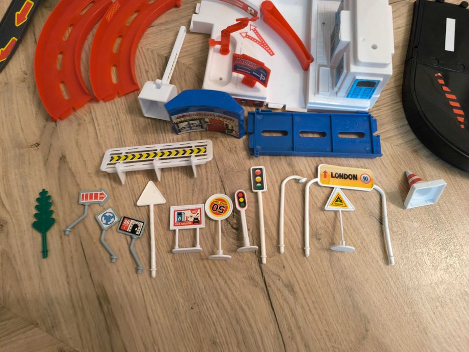 Set 3 jocuri de construit, la ofertă!