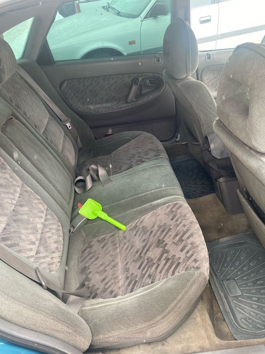 Продам Мазду кронос.