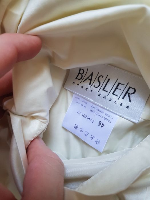 Basler – jachetă impermeabilă bej, mărimea 46