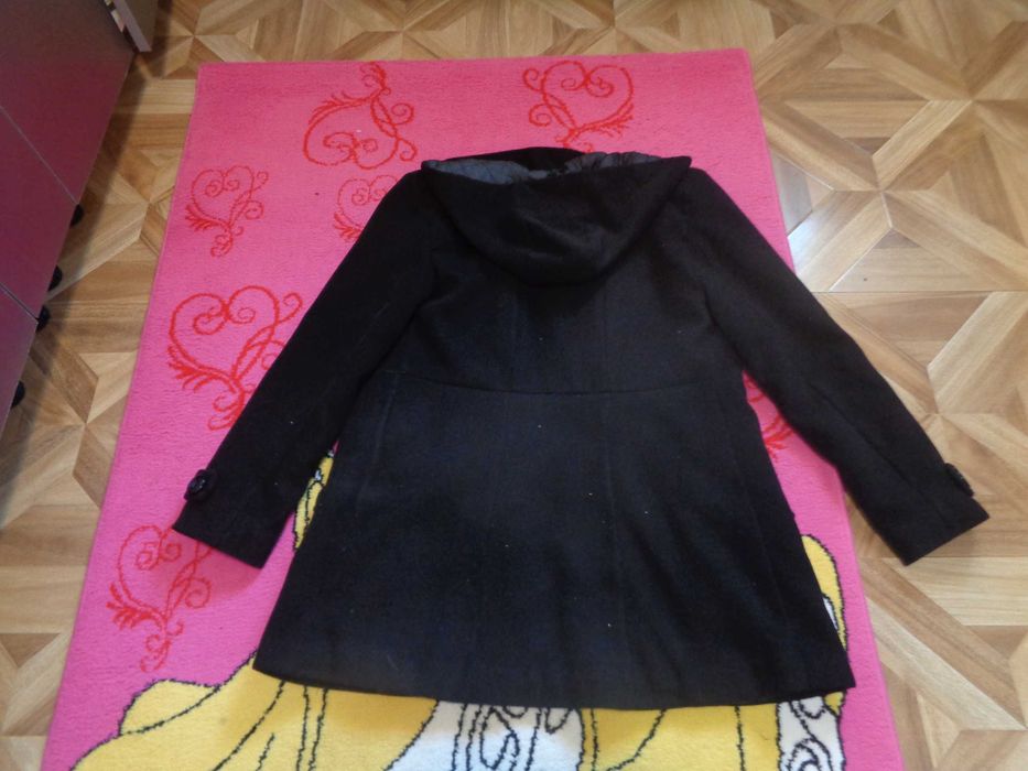 Vand palton de dama 3.