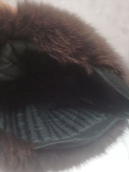 Продам женские песцовые шапки