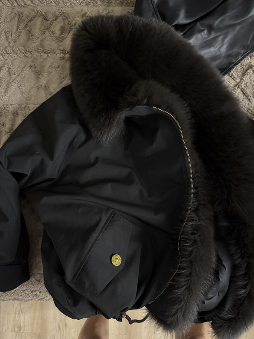 Парка черная натуральный мех