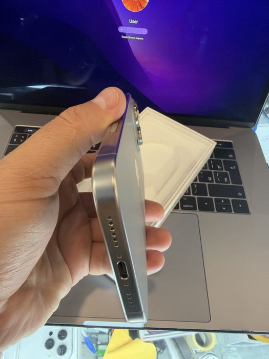 Iphone 16 pro max 256 физ симка