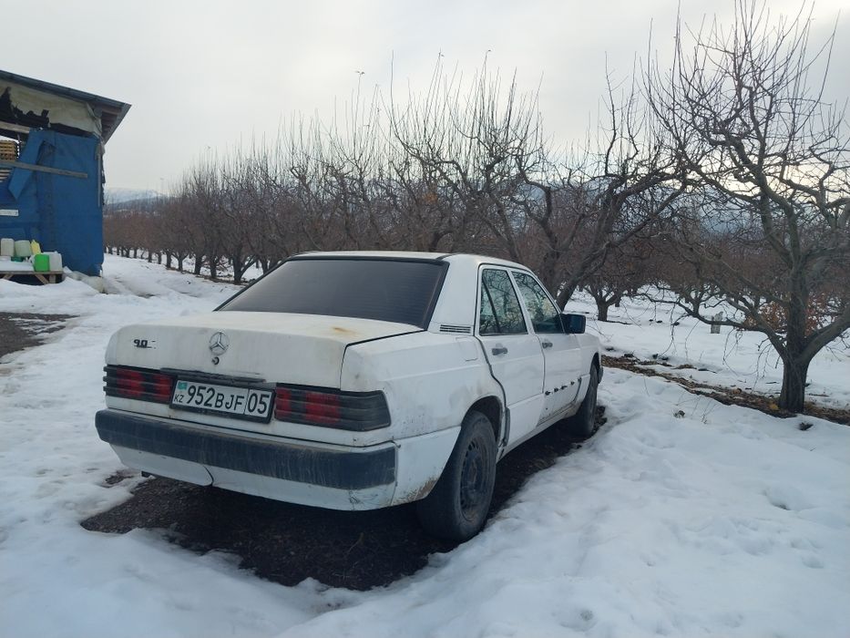 Продам Мерс 190, на полном ходу