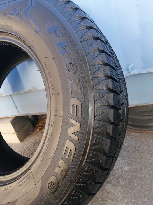 Продам резину 265/70-R16