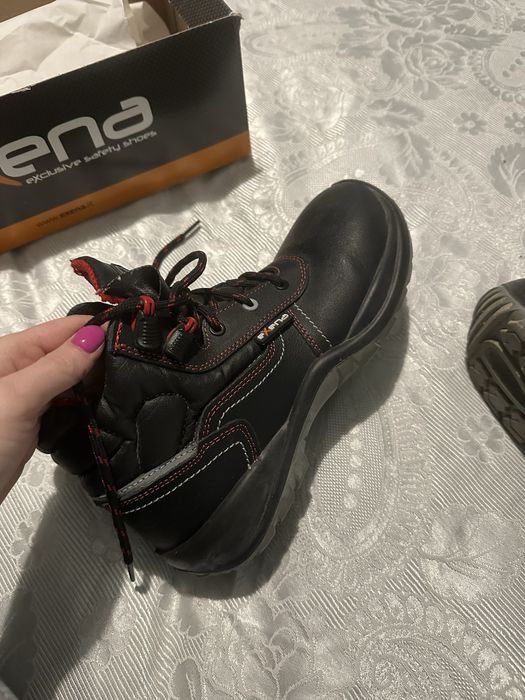 Работни обувки, номер 38