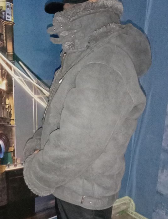 Разные зимние куртки дёшево