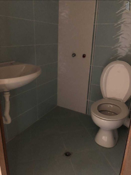 Дава се под наем Магазин в Бургас, Сарафово - 50 кв.м за 102 € - Снимка #1