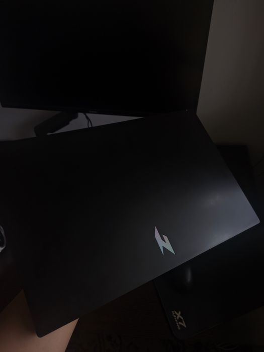 Продам ноутбук Ryzen 7