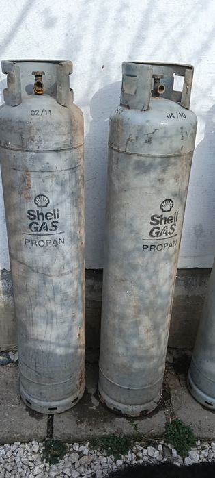 Vand butelii gaz  pentru centrala etc