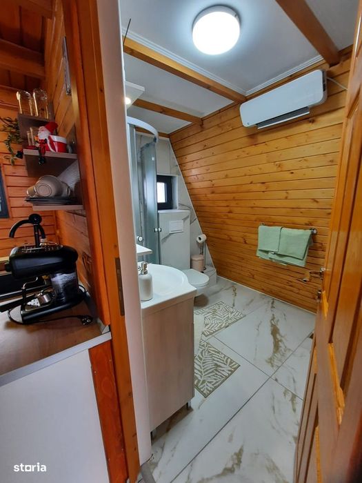 Cabane A-frame de vânzare în Bucovina | Airbnb & Booking activ
